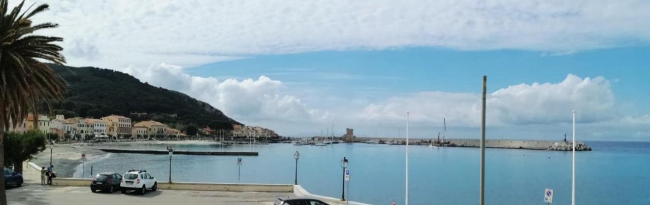 Apartmán La Casina Di Alice Marciana Marina  Exteriér fotografie