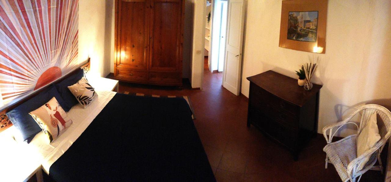 Apartmán La Casina Di Alice Marciana Marina  Exteriér fotografie
